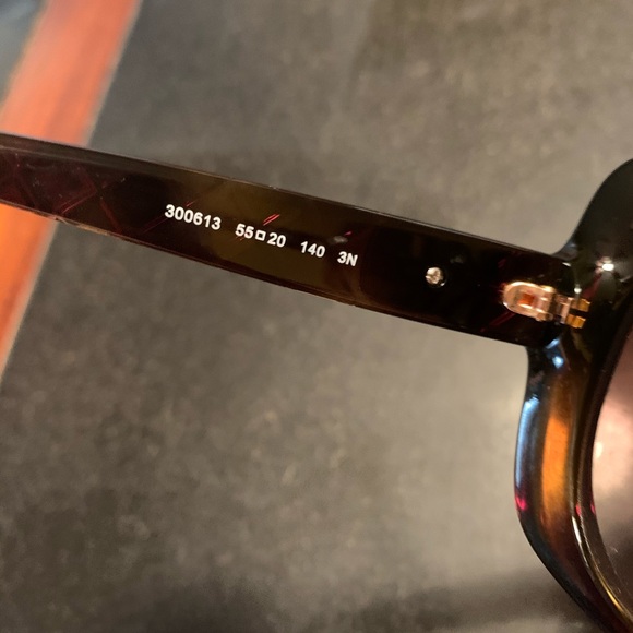 Michael Kors Womens Oversized Sunglasses - Picture 5 of 5